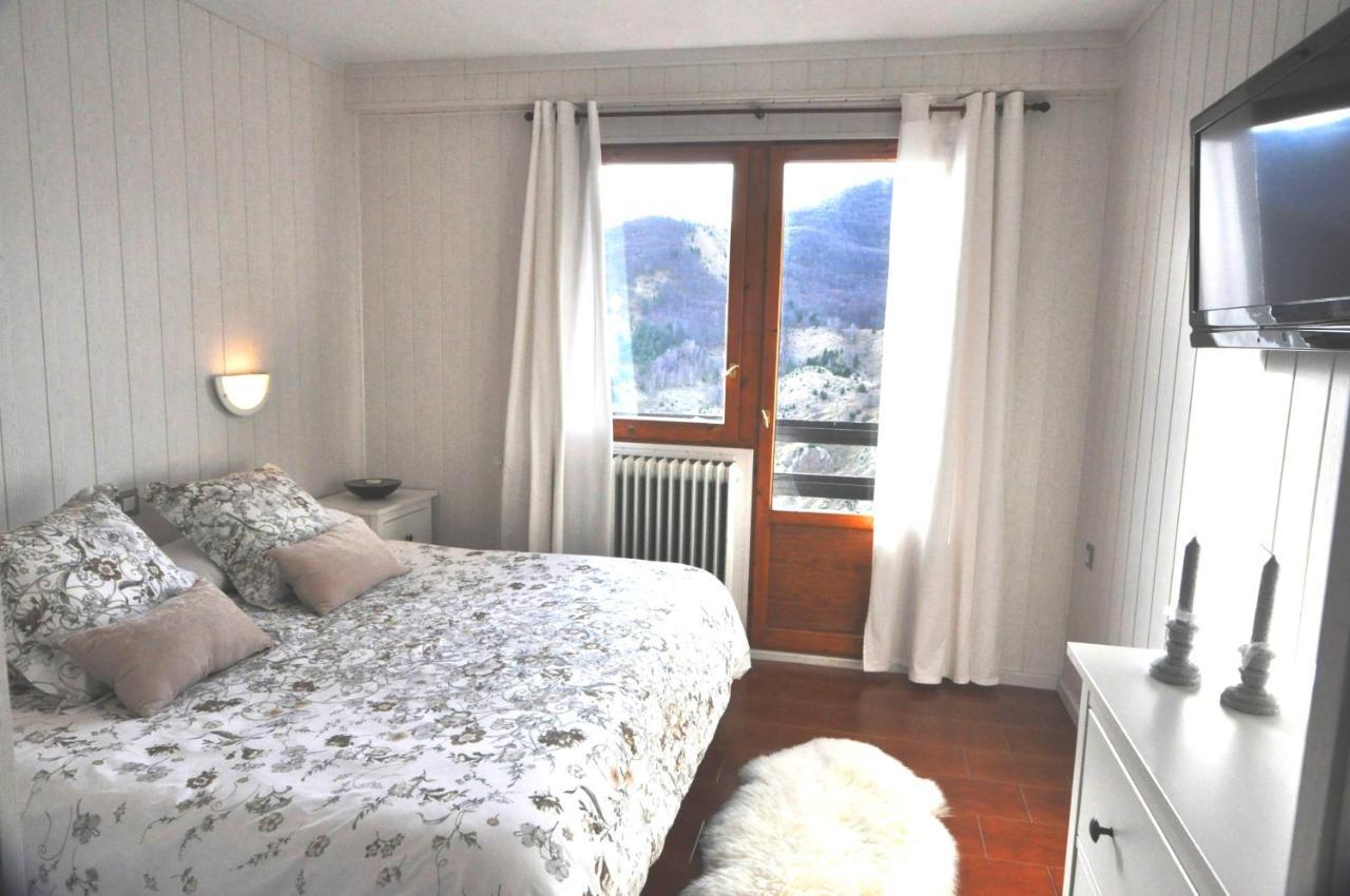 Hotel Tirol Formigal Habitación foto